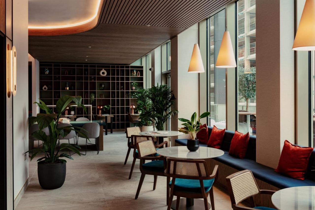 Coppermaker Square In Stratford Aparthotel London Bagian luar foto